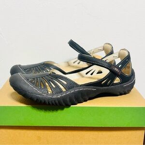 JBU Women's Sandals Melon Style Black Size 6  New with tags!